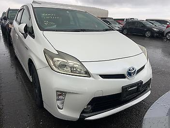 83,000 Km, Hatchback, 1800 cc, Hybrid (Petrol) engine, automatic