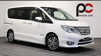 99,740 Km, People Movers, 1997 cc, Hybrid engine, Automatic