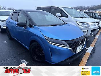 76,998 Km, Hatchback, 1200 cc, Hybrid (Electricity) engine, Automatic
