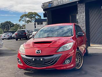 135,000 Km, Hatchback, 2300 cc, Petrol engine, Manual