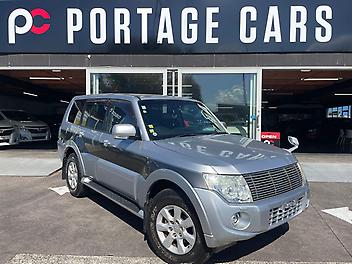 144,500 Km, RV-SUV, 3200 cc, Diesel engine, Automatic