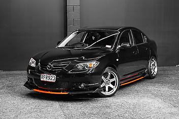 152,000 Km, Hatchback, 2260 cc, Petrol engine, Manual