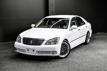 92,000 Km, Sedan, 2994 cc, Petrol engine, Automatic