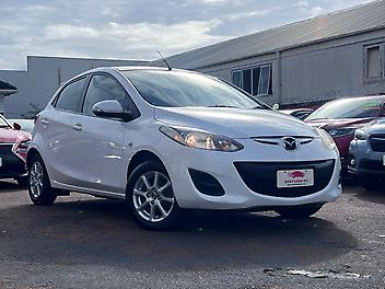 99,723 Km, Hatchback, 1290 cc, Petrol engine, Automatic