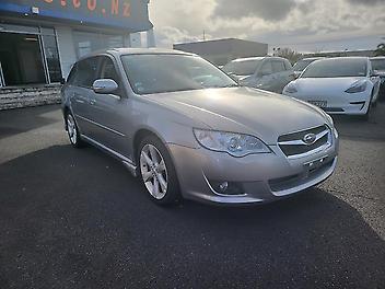 138,348 Km, Station Wagon, 1995 cc, Petrol engine, Automatic