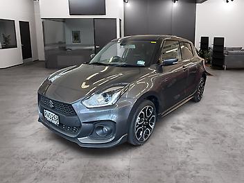 50 Km, Hatchback, 1373 cc, Petrol engine, 6 Speed Auto