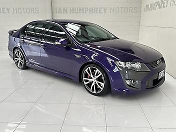94,300 Km, Sedan, 3984 cc, Petrol engine, 6 Speed Automatic (TipTronic)