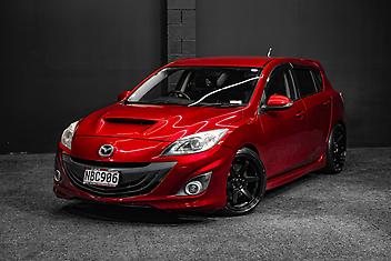 139,000 Km, Hatchback, 2260 cc, Petrol engine, Manual