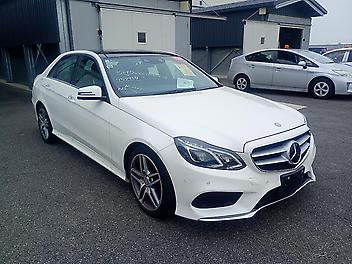 53,424 Km, Sedan, Petrol engine, Automatic