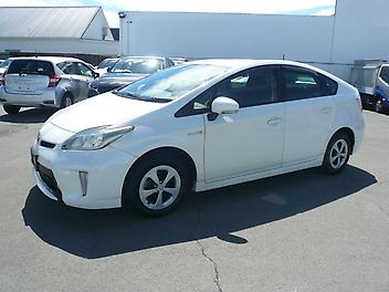 78,000 Km, Hatchback, 1800 cc, Hybrid (Petrol) engine, automatic