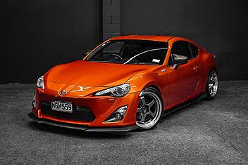 130,000 Km, Coupe, 1998 cc, Petrol engine, Tiptronic