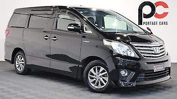 125,670 Km, People Movers, 2360 cc, Hybrid engine, Automatic