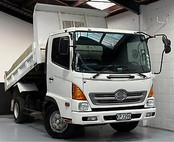 190,100 Km, Truck - Tip Truck, 4720 cc, Diesel engine, Manual