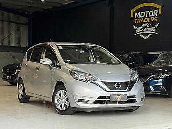 22,349 Km, Hatchback, 1200 cc, Petrol engine, Automatic