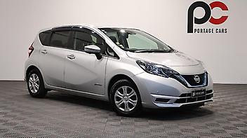 92,170 Km, Hatchback, 1198 cc, Hybrid engine, Automatic