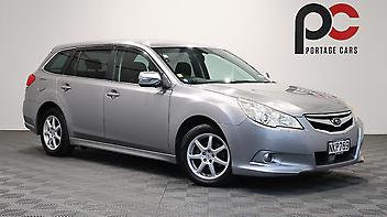 156,970 Km, Station Wagon, 2450 cc, Petrol engine, Automatic