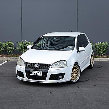 130,360 Km, Hatchback, 1980 cc, Petrol engine, Automatic 130,360 Km, Hatchback, 1980 cc, Petrol engine, Automatic