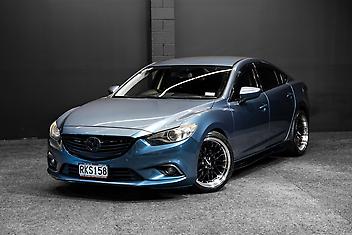 133,000 Km, Sedan, 1990 cc, Petrol engine, Automatic