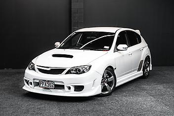99,000 Km, Hatchback, 2457 cc, Petrol engine, Tiptronic