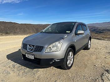 166,789 Km, SUV, 1990 cc, Petrol engine, CVT