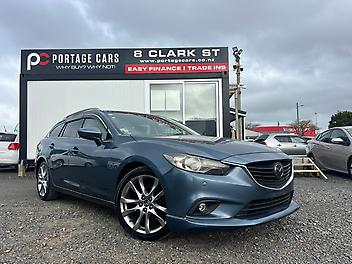 66,045 Km, Station Wagon, 2500 cc, Petrol engine, Automatic