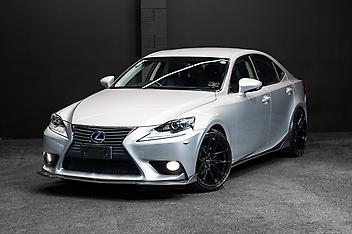 95,034 Km, Sedan, 2493 cc, Hybrid engine, Automatic