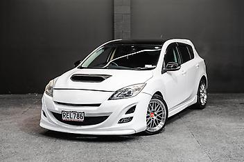 131,050 Km, Hatchback, 2260 cc, Petrol engine, Manual