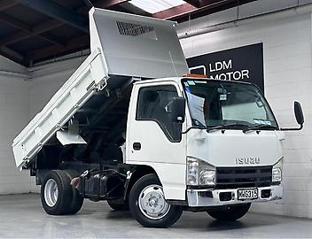 152,190 Km, Truck - Tip Truck, 2990 cc, Diesel engine, Auto