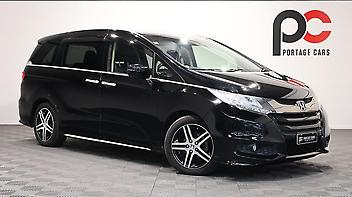 97,810 Km, People Movers, 2356 cc, Petrol engine, Automatic