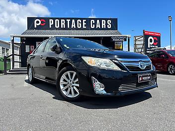 85,072 Km, Sedan, 2493 cc, Hybrid engine, Automatic