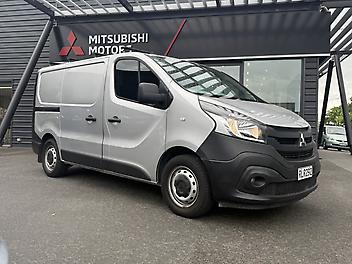70,670 Km, Van, 1598103 cc, Diesel engine, 6-gear manual