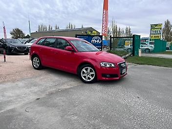 59,699 Km, Hatchback, 1380 cc, Petrol engine, Automatic