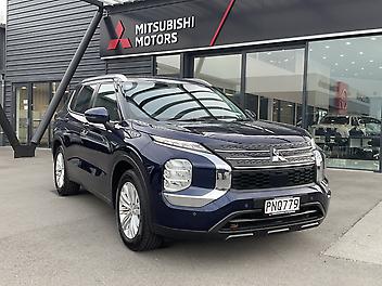 130,750 Km, RV/SUV, 2488135 cc, Petrol engine, Tiptronic, Continuous Variable