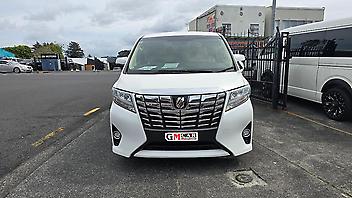 142,970 Km, Coach, 2500 cc, Petrol engine, Automatic