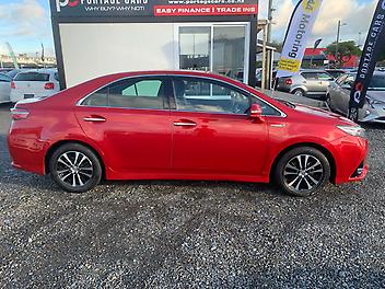 70,729 Km, Sedan, 2400 cc, Hybrid engine, Automatic