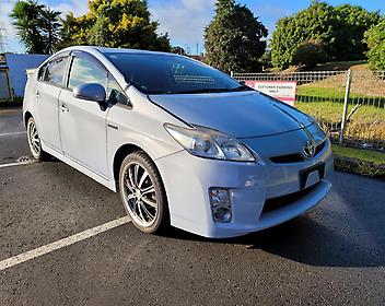 138,240 Km, Hatchback, 1797 cc, Hybrid engine, Auto