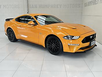 68,200 Km, Coupe, 4951 cc, Petrol engine, 10 Speed Automatic