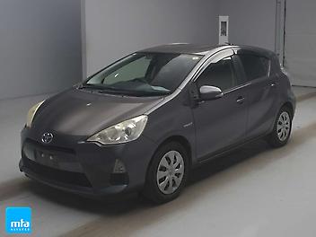 133,890 Km, Hatchback, 1500 cc, Hybrid (Electricity) engine, Auto