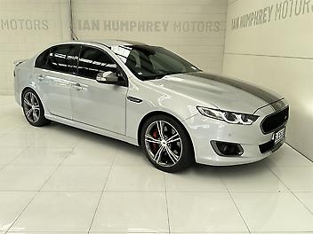 133,000 Km, Sedan, 4951 cc, Petrol engine, 6 Speed Automatic (TipTronic)