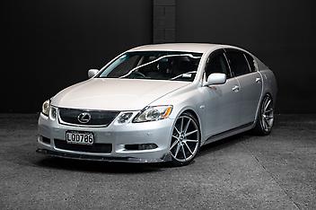 139,848 Km, Sedan, 4299 cc, Petrol engine, Automatic