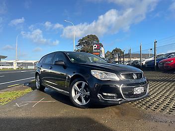 222,300 Km, Station Wagon, 3564 cc, Petrol engine, Automatic