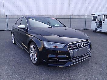 62,000 Km, Sedan, 2000 cc, Petrol engine, Automatic