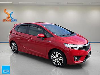 46,642 Km, Hatchback, 1500 cc, Hybrid engine, Auto