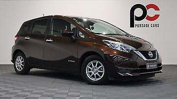 74,685 Km, Hatchback, 1200 cc, Hybrid engine, Automatic