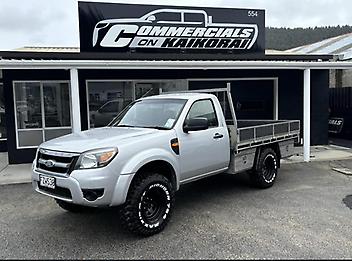 203,500 Km, Ute, 2953 cc, Diesel engine, 5-Speed Manual