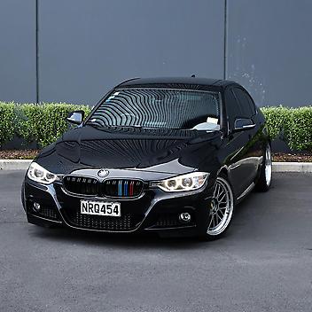 131,000 Km, Sedan, 1990 cc, Petrol engine, Automatic