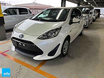 96,005 Km, Hatchback, 1500 cc, Hybrid (Electricity) engine, Auto