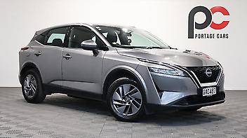 100,590 Km, Station Wagon, 1332 cc, Petrol engine, Automatic