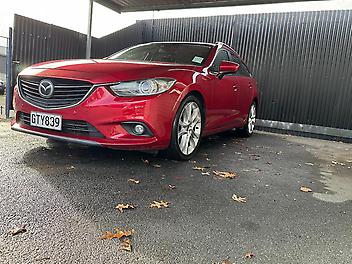109,323 Km, Station Wagon, 2184 cc, Diesel engine, Automatic