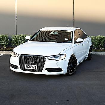 109,000 Km, Sedan, 2773 cc, Petrol engine, Automatic